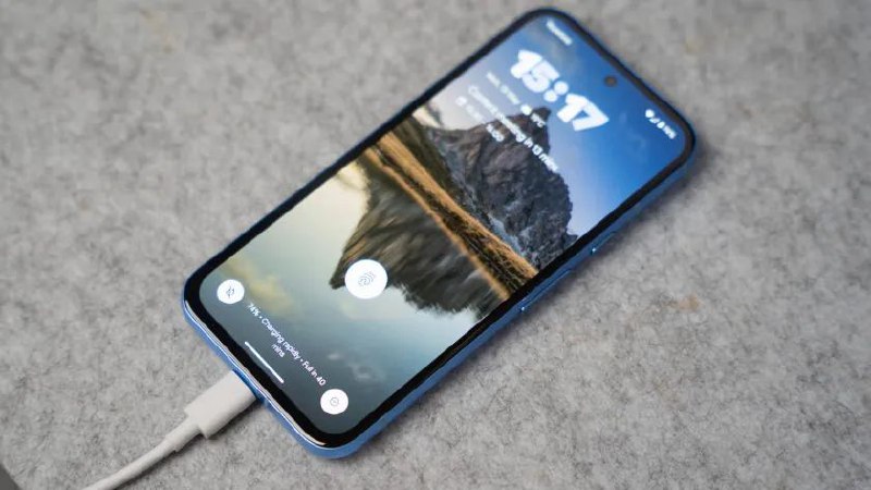 安卓 15 可能会停止将 7.5W 视为快速充电Android 15 正在准备调整将充电器视为快速充电的阈值，从微不足道的 7.5W 提高到更合理的 20W