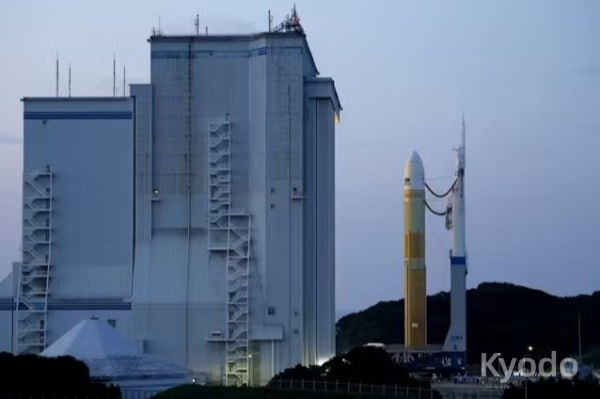 日本低成本新型H3火箭发射成功12日上午，日本宇宙航空研究开发机构成功发射了国家的大型主力火箭“H3”