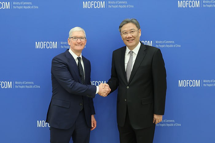 中国商务部长会见苹果CEO库克3月27日，商务部部长王文涛会见苹果公司首席执行官库克